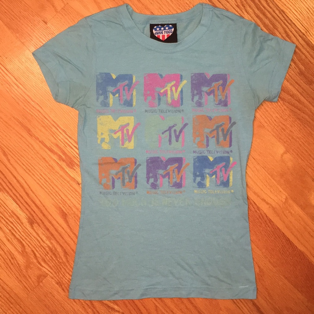MTV shirt!